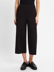 S.Oliver BLACK LABEL Spodnie Kobiety wiskoza czarny, 46. Czarne spodnie materiałowe damskie s.Oliver BLACK LABEL, s, bez wzorów, z wiskozy. Za 279.95 zł.