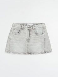 Spódnica jeansowa z efektem sprania - szary. Szare spódnice damskie Sinsay, bez wzorów, z jeansu. Za 39.99 zł.