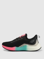 4F Buty treningowe STEP CONTROL 1.0 damskie - czarne 41. Czarne obuwie sportowe damskie 4f, bez wzorów, na fitness i siłownię. Za 229.99 zł.