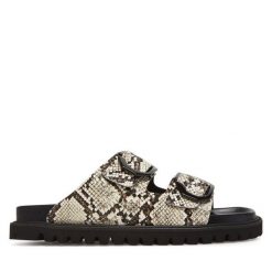 Klapki Genuins. Brązowe klapki damskie Genuins, bez wzorów, bez obcasa. Za 249.99 zł.