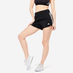 Spodenki fitness cardio damskie ADIDAS. Białe obuwie sportowe damskie Adidas, bez wzorów, z materiału, na fitness i siłownię. W wyprzedaży za 89.99 zł.