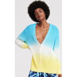 Kardigan z motywem ombre - Wielobarwn. Kardigany damskie marki Reserved. Za 139.99 zł.
