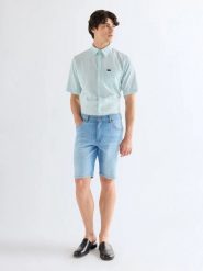 MESKIE SZORTY WRANGLER TEXAS SHORTS LIGHT WASH 112378706. Szorty męskie Wrangler, bez wzorów, z jeansu. Za 149.99 zł.