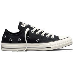 Buty sportowe Converse Chuck Taylor All Star. Czarne obuwie sportowe damskie Converse, bez wzorów. Za 590.00 zł.
