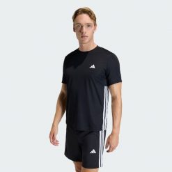 Koszulka Workout Essentials Base 3-Stripes. Białe koszulki sportowe męskie Adidas, bez wzorów, bez kołnierzyka, bez ramiączek, na fitness i siłownię, climacool (adidas). Za 129.00 zł.