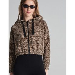 Bluza w leopardzie cętki - Wielobarwny. Bluzy damskie marki Sinsay. Za 69.99 zł.