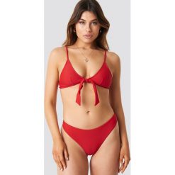 NA-KD Swimwear Dół bikini - Red. Bikini damskie marki NA-KD Swimwear. Za 60.95 zł.