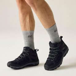 Męskie buty trekkingowe Edgepoint IV Mid. Czarne trekkingi męskie Regatta, trekkingowe. Za 229.99 zł.