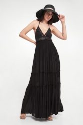 Sukienka maxi TWINSET U&B. Sukienki damskie Twinset U&B, m, bez wzorów, bez kołnierzyka, bez ramiączek, maxi. Za 1,139.00 zł.