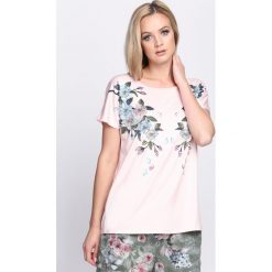 Różowa Bluzka Fuzzy. T-shirty damskie marki Born2be. Za 24.99 zł.