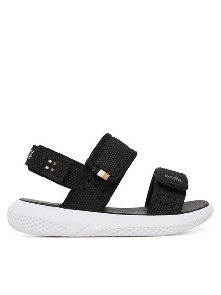 BOSS Sandały J52823 S Czarny. Czarne sandały chłopięce Boss, bez zapięcia. Za 459.99 zł.