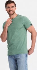 Ombre T-shirt męski z ozdobnym efektem confetti - zielony V4 OM-TSCT-0178 S. Zielone t-shirty męskie Ombre, m, bez wzorów, bez kołnierzyka. Za 79.99 zł.