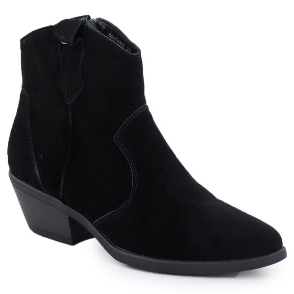 Skórzane botki damskie kowbojki czarne Big Star SS274462. Czarne botki damskie Big Star, ze skóry, retro, bez obcasa, bez zapięcia. Za 289.99 zł.