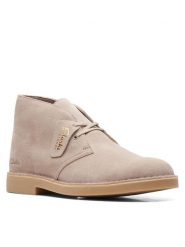 Clarks Trzewiki Desert Bt Evo Beżowy. Brązowe botki męskie Clarks, bez wzorów, ze skóry, bez zapięcia. Za 499.99 zł.