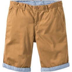 Bermudy chino z wywiniętymi nogawkami Regular Fit bonprix koniakowy. Spodnie materiałowe męskie marki bonprix. Za 59.99 zł.