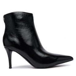 Botki Guess. Czarne botki damskie Guess, bez obcasa, na szpilce, bez zapięcia. Za 674.99 zł.