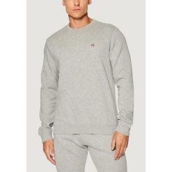 Bluza Mężczyzna NAPAPIJRI BALIS CREW 1. Szare bluzy męskie Napapijri, m, bez wzorów, z bawełny, bez kaptura. W wyprzedaży za 265.70 zł.