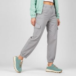 Zielone Sneakersy Filippo Modne Stylowe Obuwie Damskie. Zielone obuwie sportowe damskie Filippo, bez wzorów, z jeansu, eleganckie, bez obcasa, na platformie, bez zapięcia. Za 219.00 zł.