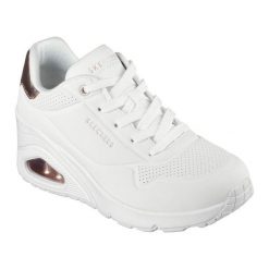 Buty Skechers Uno Wedge-Hi Steps 177520-WHT białe. Białe obuwie sportowe damskie bez wzorów, z gumy. Za 544.84 zł.