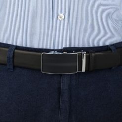 Pasek męski skórzany 3,5 cm klamra automatyczna Beltimore czarny 52-564 : Kolory - czarny, Rozmiar pasków - r.110-125 cm. Czarne paski damskie bez wzorów, ze skóry, wizytowe. Za 64.99 zł.