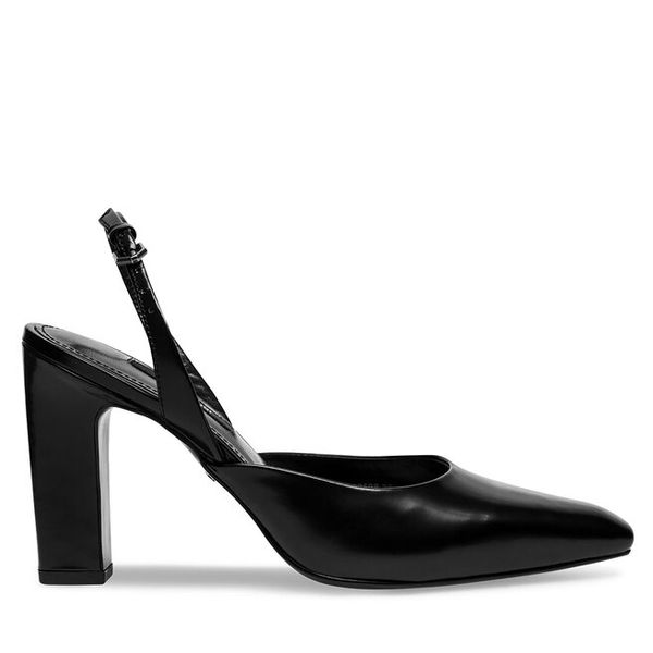 Czółenka GINO ROSSI. Czarne czółenka damskie Gino Rossi, bez wzorów, bez obcasa, bez zapięcia. Za 299.99 zł.