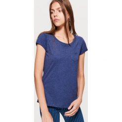 Gładka koszulka - Granatowy. T-shirty damskie marki Cropp. W wyprzedaży za 14.99 zł.