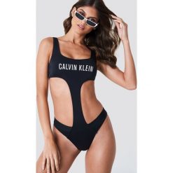 Calvin Klein Kostium kąpielowy Cheeky T Onepice RP - Black. Bez kategorii marki Calvin Klein. W wyprzedaży za 169.98 zł.
