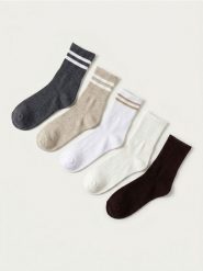 Skarpetki z bawełną w paski 5 pack - wielobarwny. Skarpety damskie Sinsay, bez wzorów, z bawełny. Za 17.99 zł.