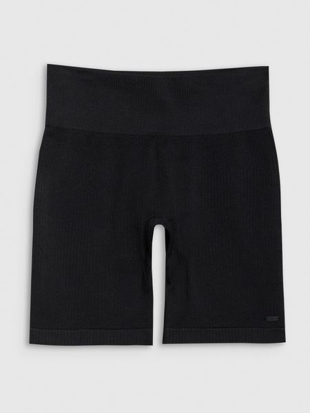 4F Legginsy kolarki bezszwowe treningowe damskie - czarne XS/S. Czarne legginsy damskie 4f, s, bez wzorów, z dzianiny, z podwyższonym stanem, krótkie, na fitness i siłownię. Za 59.99 zł.