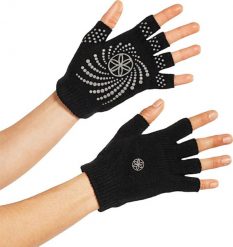 Gaiam Rękawiczki damskie czarne r . uniwersalny. Czarne rękawiczki damskie Gaiam, bez wzorów, sportowe. Za 95.99 zł.