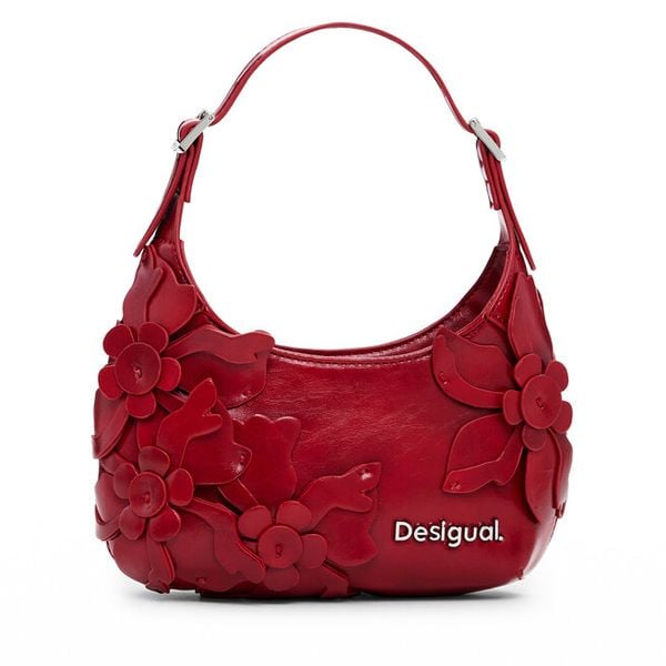 Torebka Desigual. Czerwone torebki do ręki damskie Desigual, bez wzorów, klasyczne, bez dodatków. Za 279.99 zł.