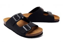 DR. BRINKMANN 600047-01 schwarz, klapki profilaktyczne męskie. Czarne klapki męskie Dr. Brinkmann, ze skóry. Za 244.90 zł.