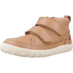 Buty BOBUX BQ10472EZKLE Beżowy. Brązowe trekkingi męskie Bobux, trekkingowe. Za 331.99 zł.