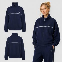 BLUZA DAMSKA DRESOWA 4F SPORTOWA TRENINGOWA NA CO DZIEŃ KOLOR NIEBIESKI. Niebieskie bluzy damskie 4f, l, bez wzorów, z bawełny, bez kaptura. Za 132.85 zł.