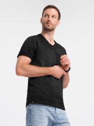 Męski t-shirt V-neck o pręgowanej strukturze z kieszonką – czarny V6 OM-TSCT-22SS-002 - XL. Czarne t-shirty męskie Ombre Clothing, l, bez wzorów, z bawełny, eleganckie, bez kołnierzyka. W wyprzedaży za 29.99 zł.