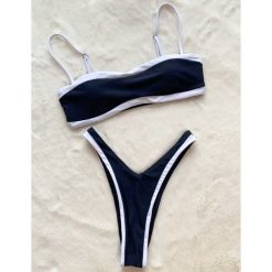 Dwuczęściowy strój kąpielowy z odważnym wycięciem Fransien. Białe bikini damskie Intica, na lato, l, bez wzorów. Za 159.00 zł.