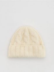 Czapka z wełną alpaki - złamana biel. Czapki i kapelusze damskie Reserved, bez wzorów, z wełny. Za 59.99 zł.