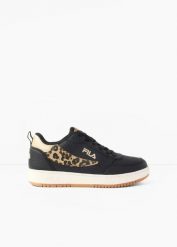 Sneakersy Fila ze zwierzęcymi detalami. Czarne obuwie sportowe damskie bonprix, bez wzorów. Za 269.99 zł.