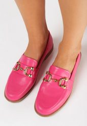 Fuksjowe Klasyczne Mokasyny z Elegancką Klamerką Alcmeria. Czerwone mokasyny damskie Born2be, eleganckie. Za 59.99 zł.