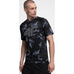 Koszulka treningowa męska TSMF150 - czarny allover. T-shirty męskie 4f. W wyprzedaży za 49.99 zł.