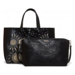 Desigual Torebka Damska Czarna Red Queen Cuenca. Torebki do ręki damskie Desigual. W wyprzedaży za 335.00 zł.