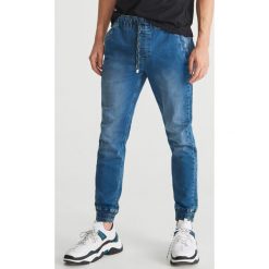 Jeansy ze ściągaczami - Niebieski. Jeansy męskie Reserved. Za 129.99 zł.