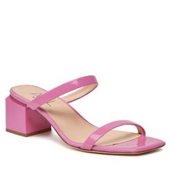 Klapki AGL. Czerwone klapki damskie AGL, bez wzorów, bez obcasa. Za 1,159.00 zł.