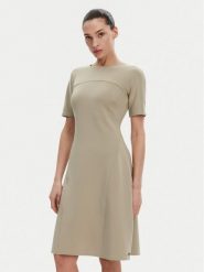 Calvin Klein Sukienka codzienna K20K208151 Beżowy Regular Fit. Brązowe sukienki damskie Calvin Klein, na co dzień, bez wzorów, z syntetyku, bez kołnierzyka, bez ramiączek, proste. W wyprzedaży za 379.99 zł.