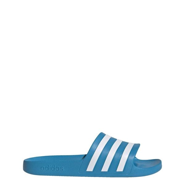 Klapki adilette Aqua. Białe klapki damskie Adidas, z materiału, klasyczne. Za 99.95 zł.