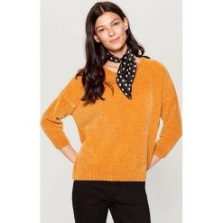 Luźny sweter basic - Żółty. Żółte swetry damskie Mohito. Za 89.99 zł.