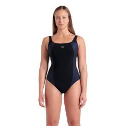 Strój kąpielowy damski jednoczęściowy modelujący basen Arena Bodylift. Czarne kostiumy jednoczęściowe damskie Arena, s, bez wzorów, sportowe, do pływania. Za 259.99 zł.