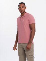 Męska jednokolorowa koszulka polo BASIC z dzianiny pique - ciemnoróżowa V7 OM-POBS-0100 4XL. Czerwone koszulki polo męskie Ombre, m, bez wzorów, z dzianiny, bez ramiączek. Za 151.28 zł.