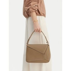 Torebka GINO ROSSI. Brązowe torebki do ręki damskie Gino Rossi, bez wzorów, klasyczne, bez dodatków. Za 199.99 zł.