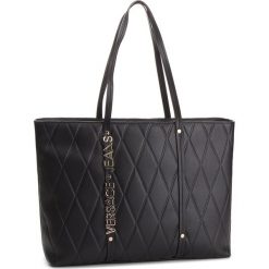 Torebka VERSACE JEANS - E1VSBBL5 70712 899. Czarne torebki do ręki damskie Versace Jeans, z jeansu. W wyprzedaży za 479.00 zł.